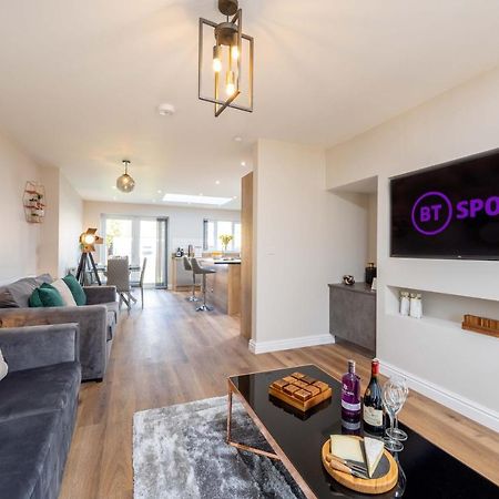 The Oaklands - Luxury Spacious 6-Bed, Near Solihull, Birmingham City, Jlr, Nec, Airport, Resorts World, Hs2 Esterno foto