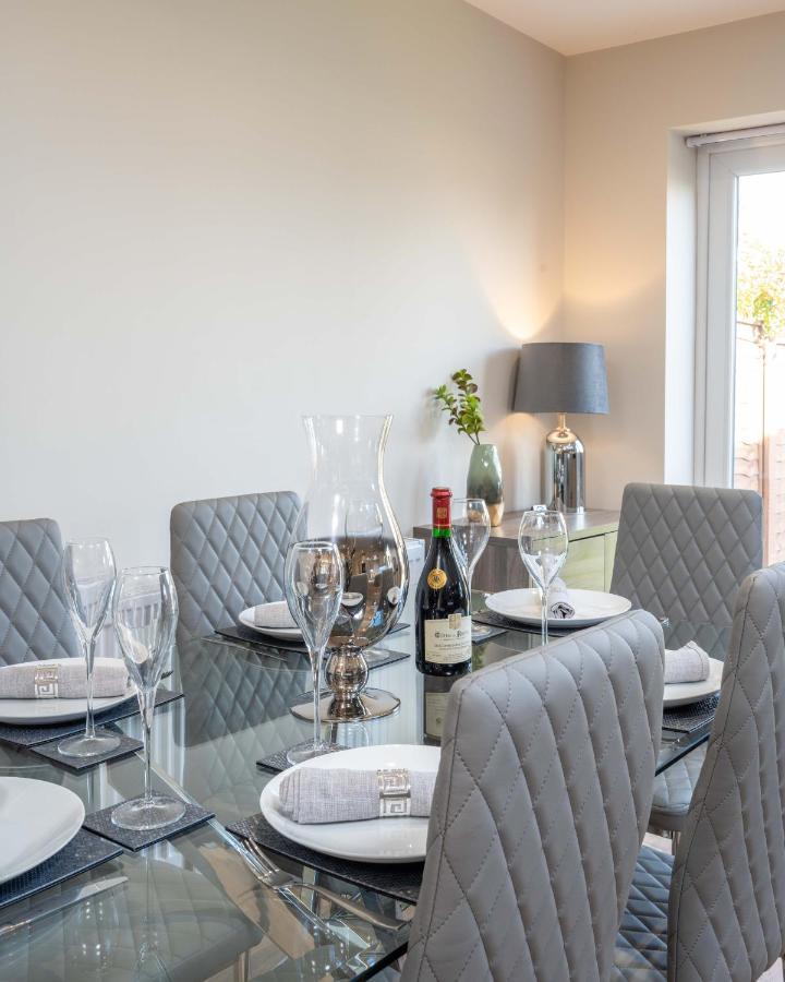 The Oaklands - Luxury Spacious 6-Bed, Near Solihull, Birmingham City, Jlr, Nec, Airport, Resorts World, Hs2 Esterno foto