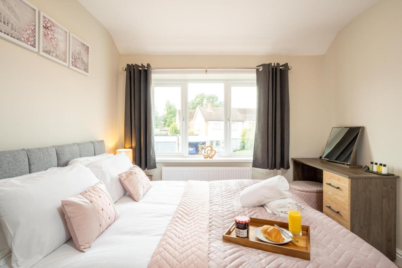 The Oaklands - Luxury Spacious 6-Bed, Near Solihull, Birmingham City, Jlr, Nec, Airport, Resorts World, Hs2 Esterno foto